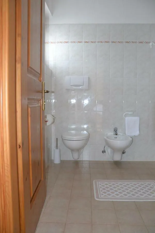 Meuble Rosalpina Hotel Valdidentro 3*, Isolaccia